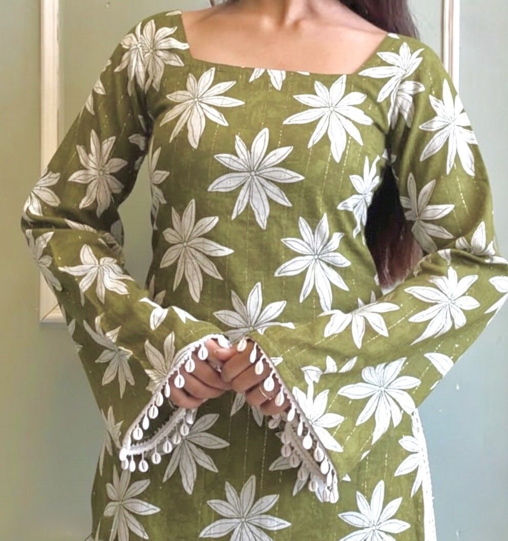 Casual Bell Sleeves Floral Print, Striped Women Green Top