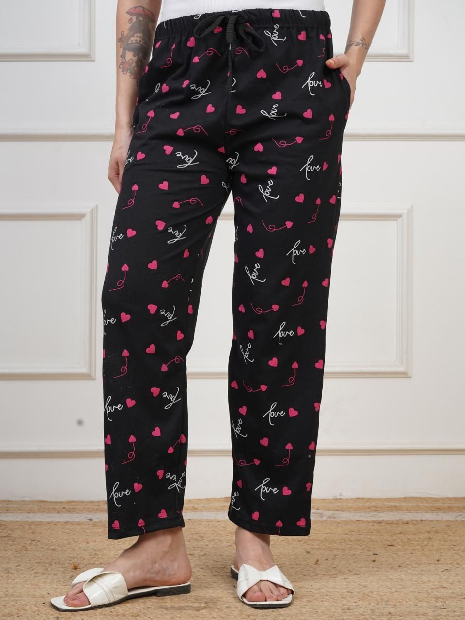 treandy world Women Printed Black Track Pants-picture-20