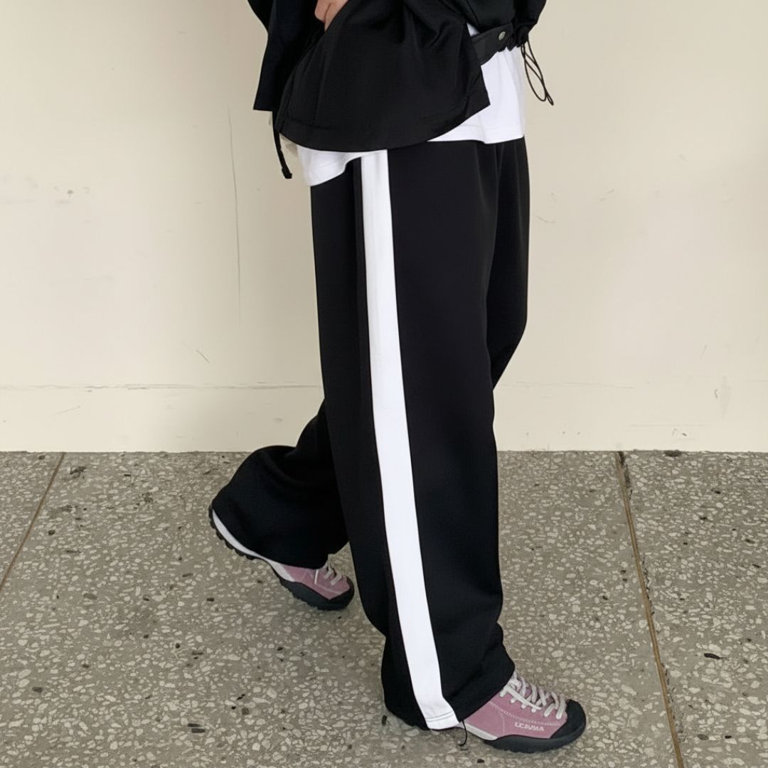 heretics Women Solid Black Track Pants-picture-33