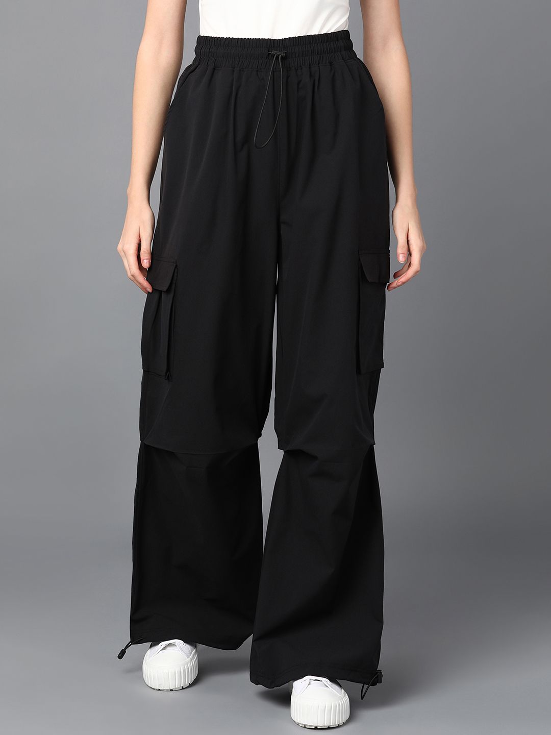 roadster Women Solid Black Track Pants-picture-13