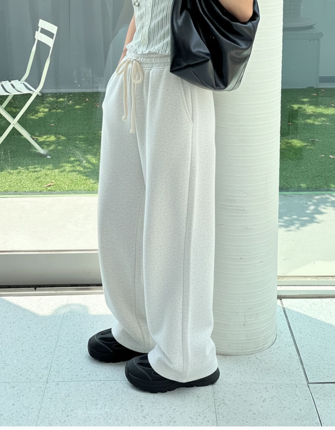daphne maurier Women Solid White Track Pants-picture-25