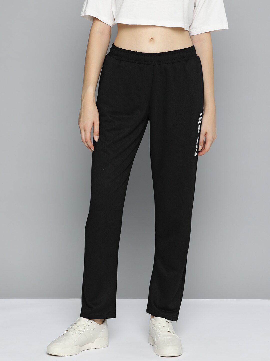 Women Solid Black Track Pants