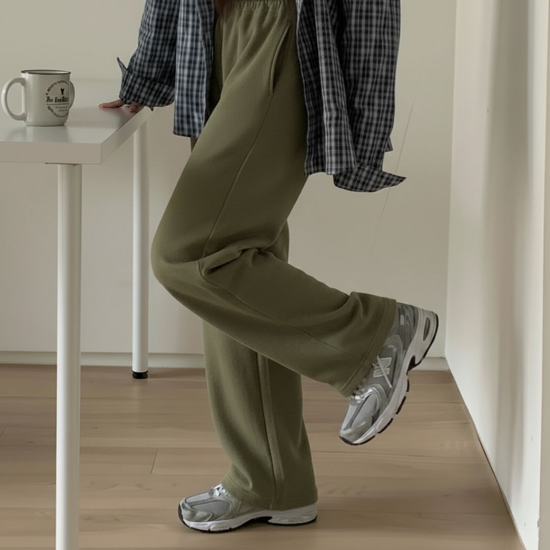 dinamarina Women Solid Olive Track Pants-picture-34