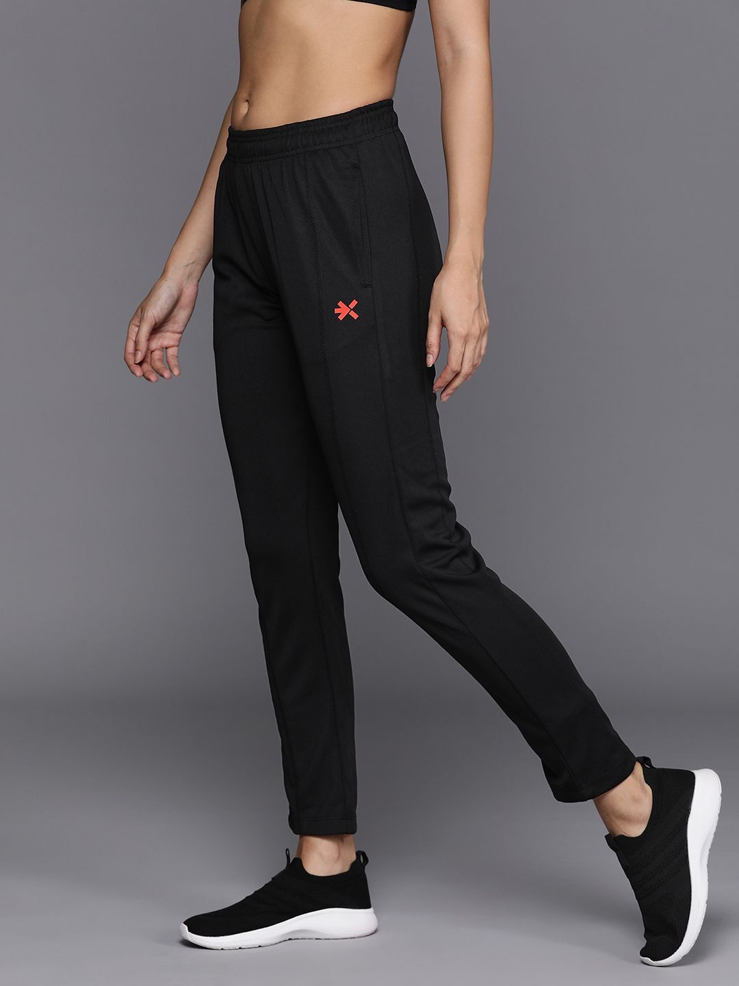 Women Solid Black Track Pants