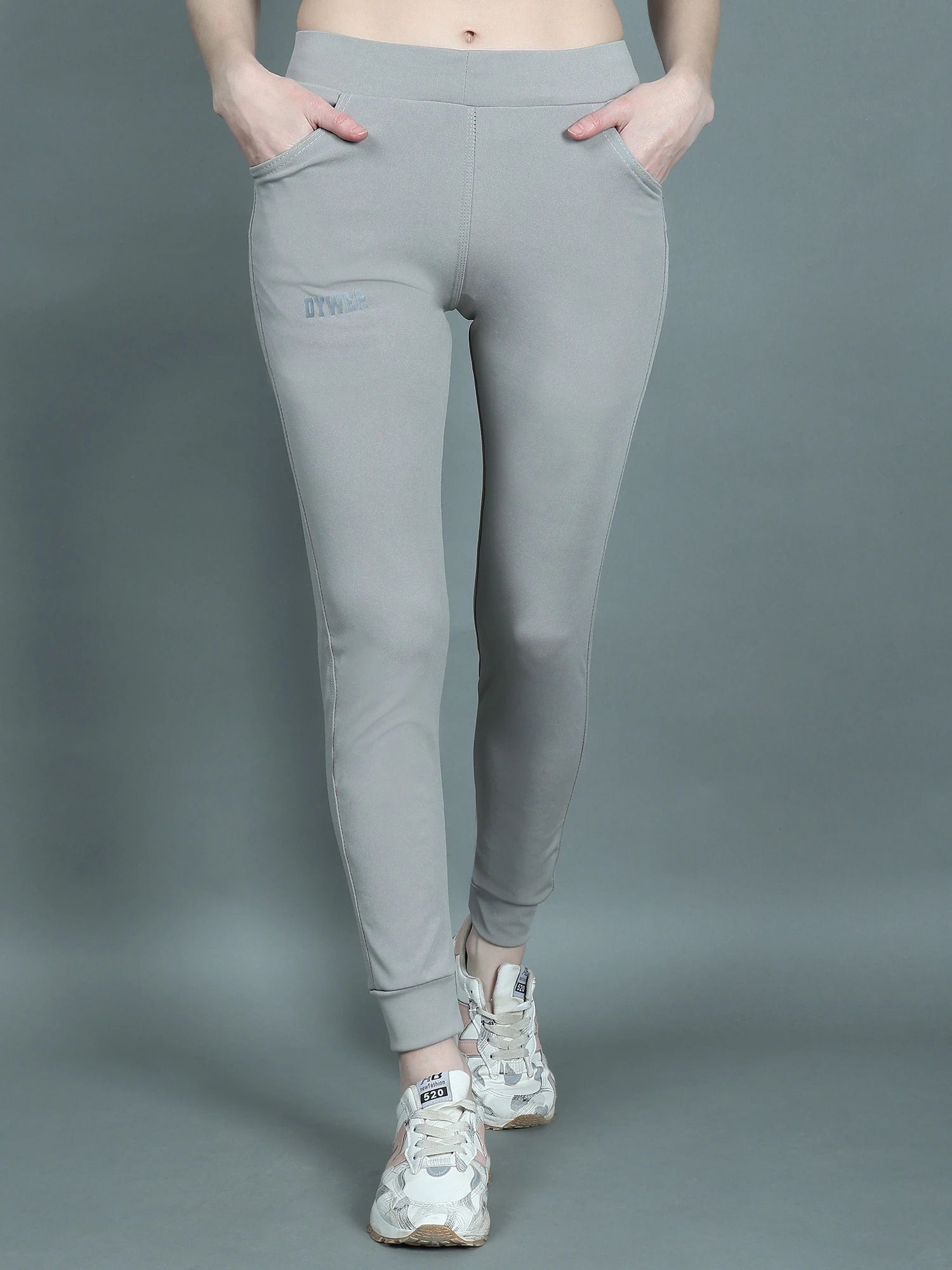 dywer Women Solid Silver Track Pants-picture-14