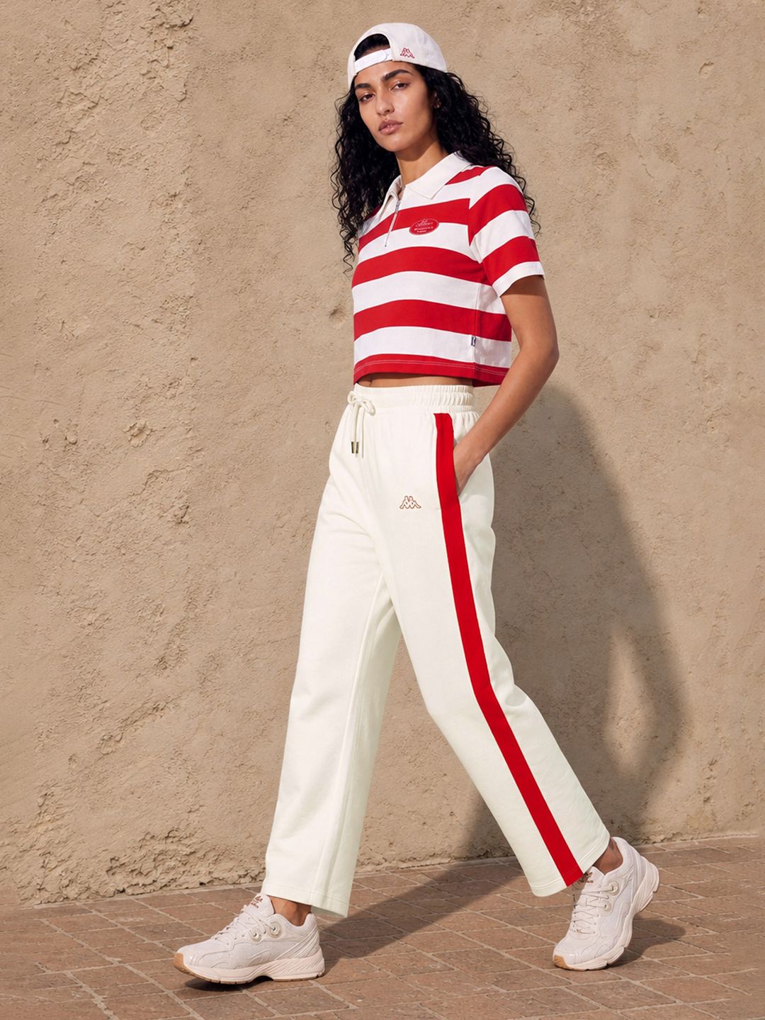 Women Solid White Track Pants-image-1