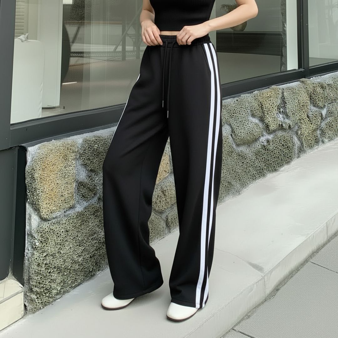 trufflegum Women Solid White Track Pants-picture-12