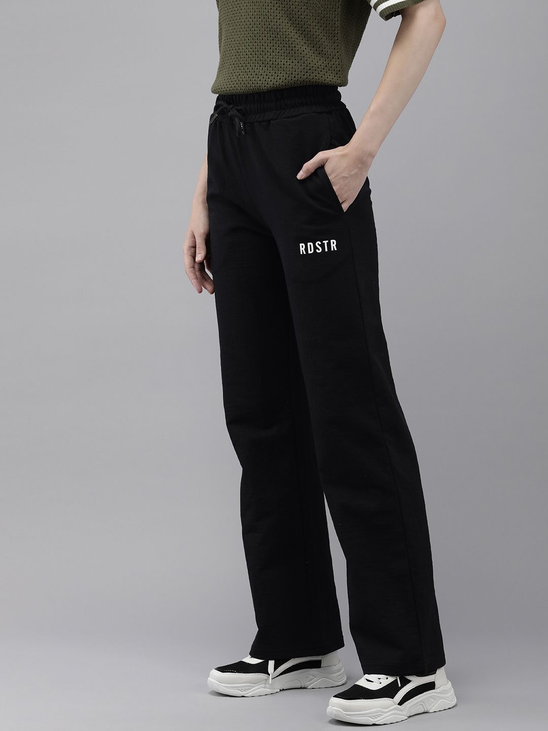roadster Women Solid Black Track Pants-picture-25