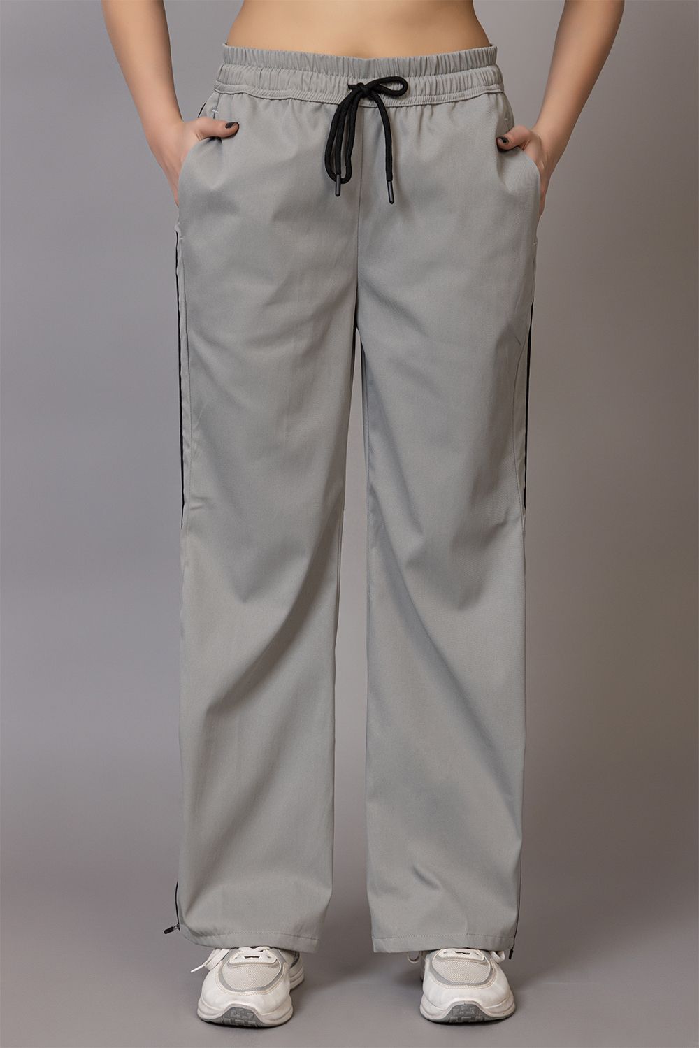 Women Solid Grey Track Pants