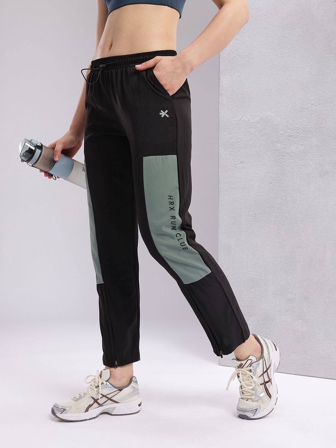 Women Colorblock Black Track Pants-image-17
