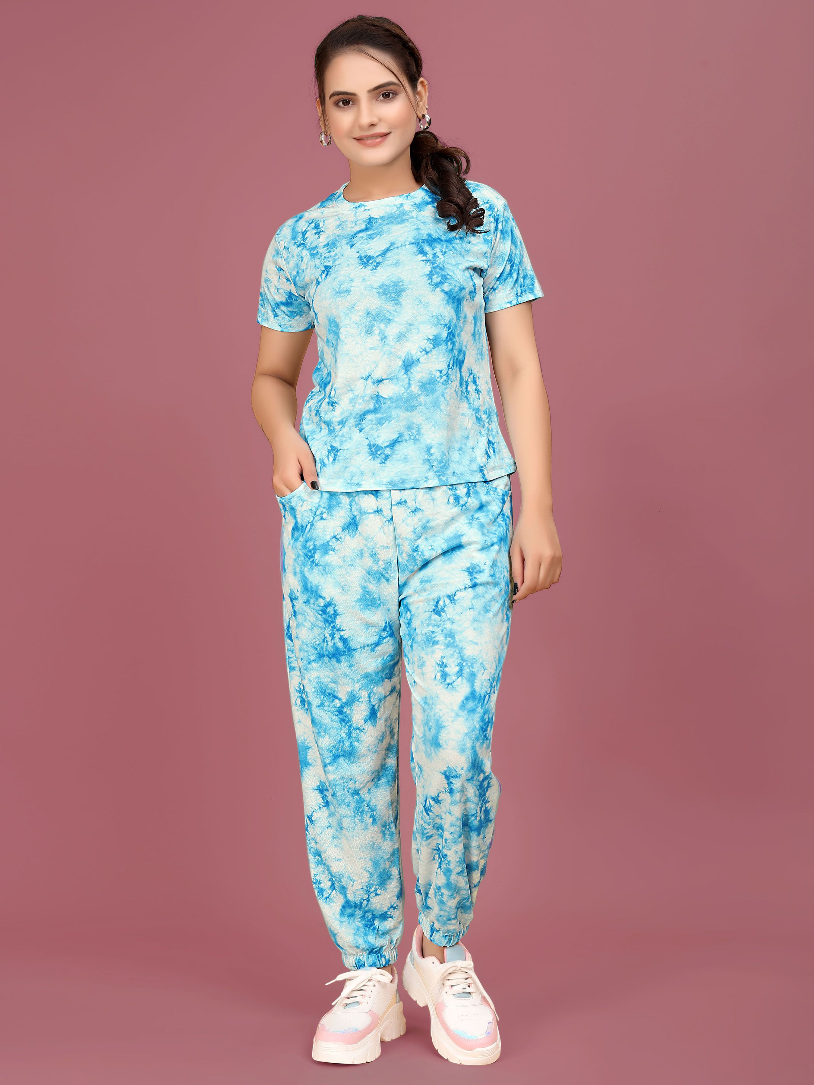sakarmaa Printed Women Track Suit-picture-24