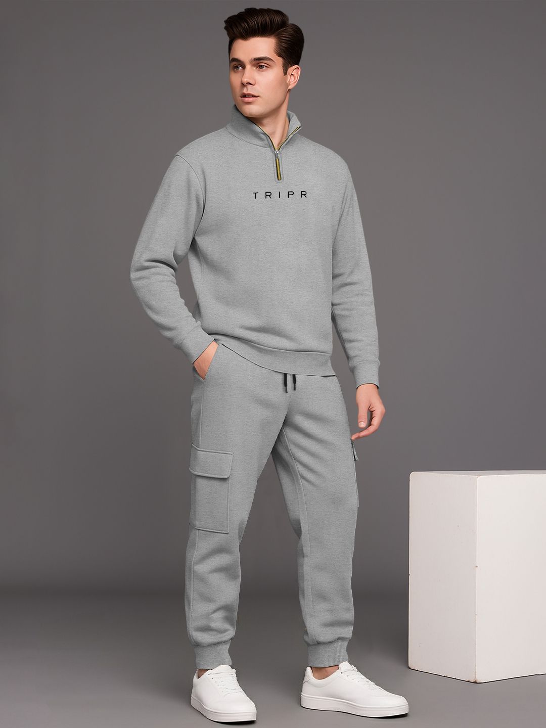 tripr Printed, Solid Men Track Suit-picture-19