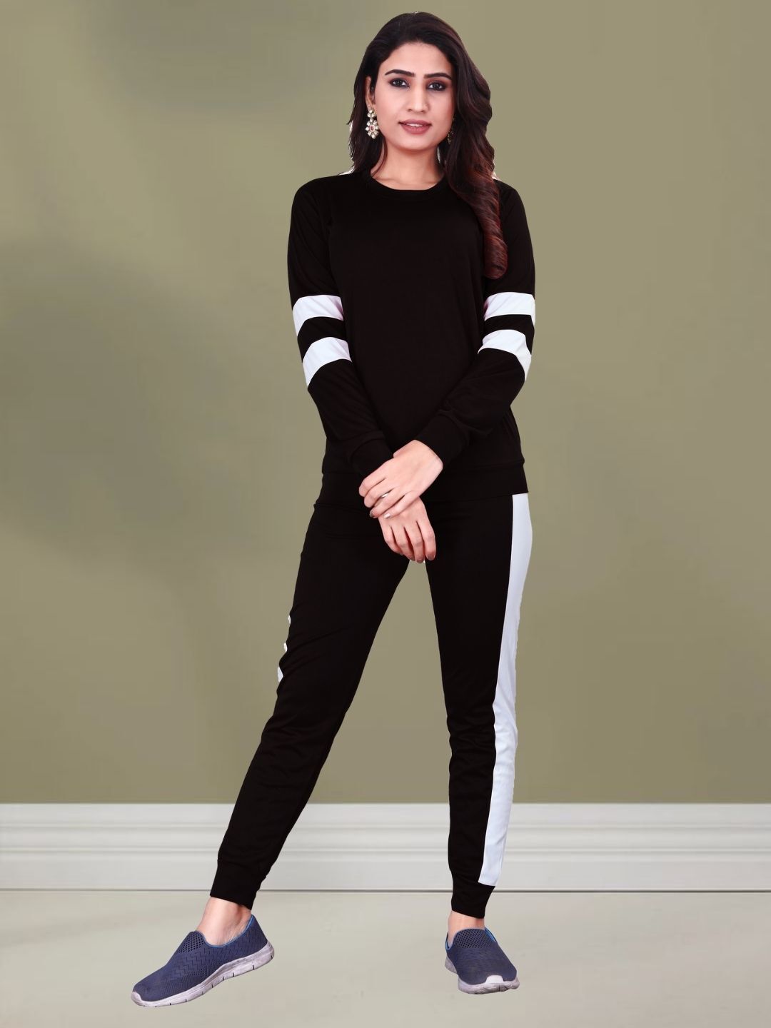 sirgo Self Design Women Track Suit-picture-28