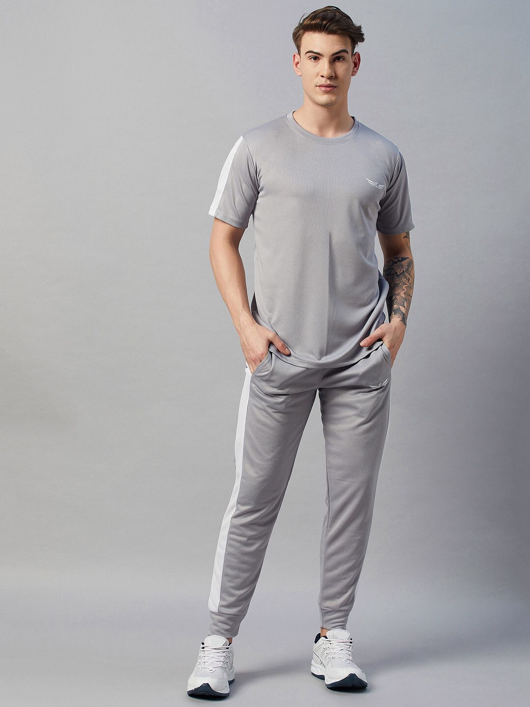 chrome & coral Colorblock Men Track Suit-picture-27