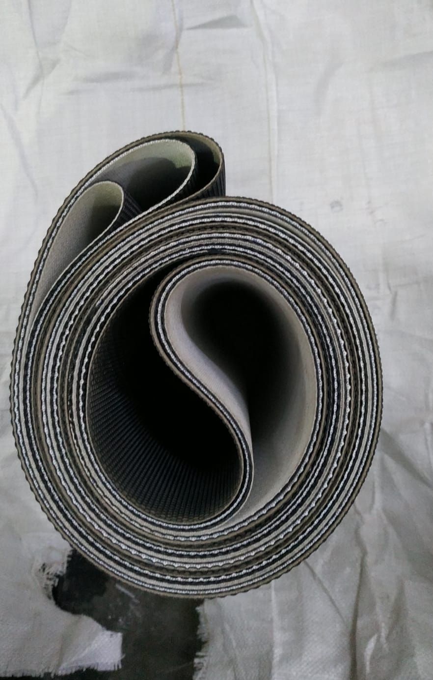 ps TREADMILL BELT 20" X 116.5"X 2 MM Treadmill-picture-47