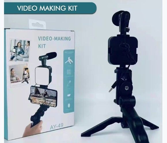 Classinic Vlogging Kit for Video Making with Mic Mini Tripod Stand and LED Light Tripod-image-34