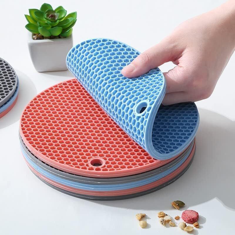 Silicon Round Mat for Kitchen & Dining, Hot Pots and Pans, Flexible Multipurpose Silicone Trivet-image-45