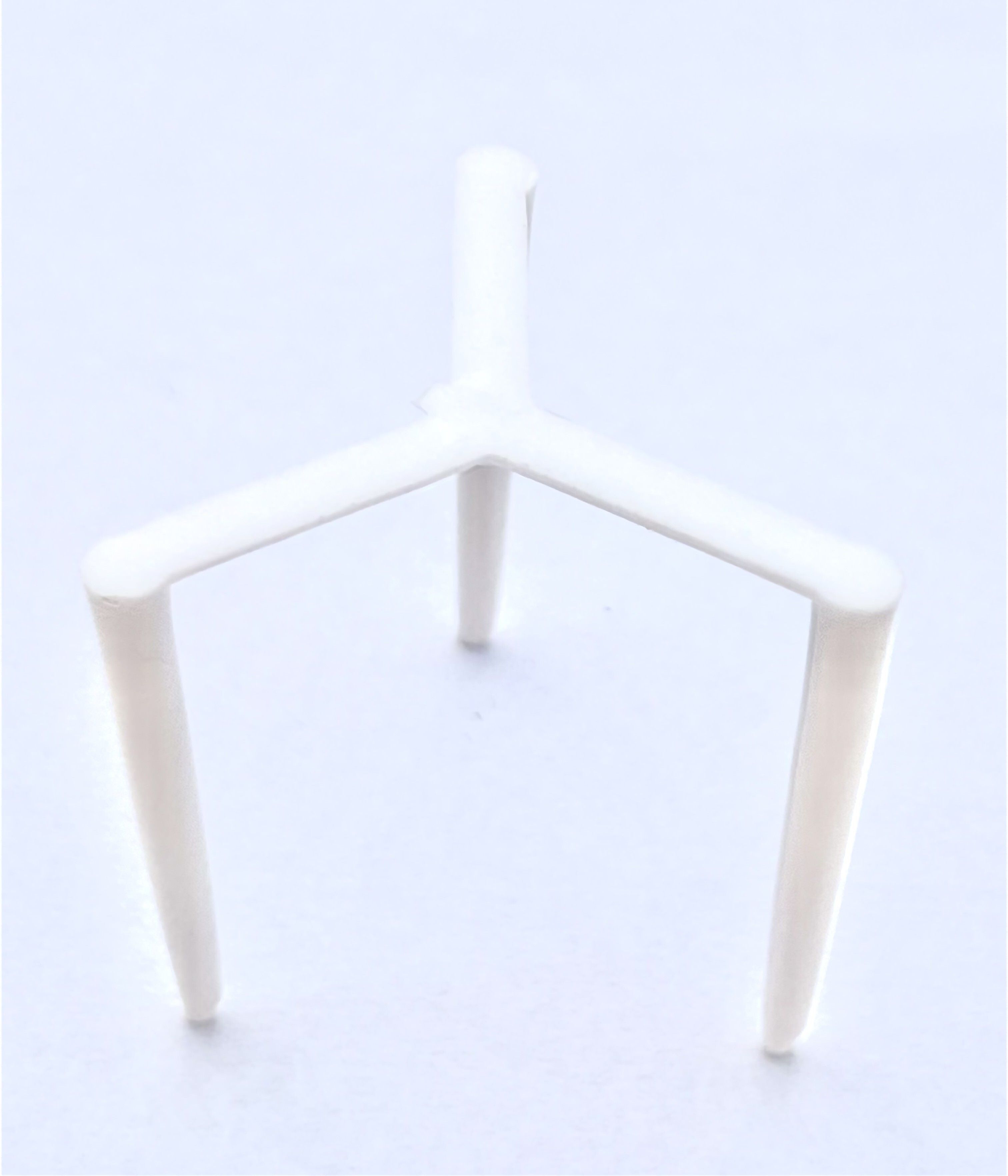 LE-002 Pizza Saver Tripod Stand - White - Food Grade Plastic Trivet-image-17