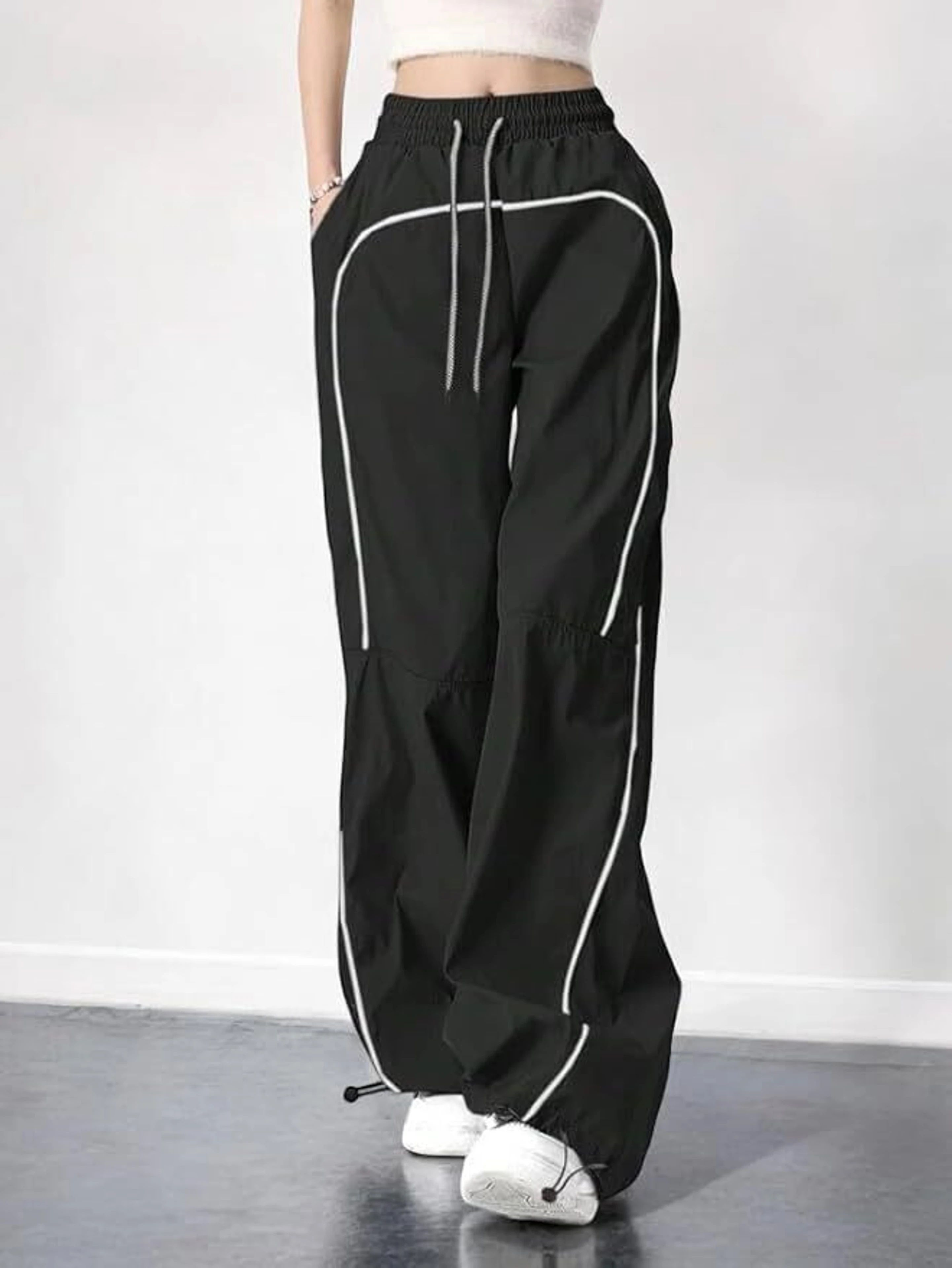 Women Loose Fit Black Polyester Trousers-image-46