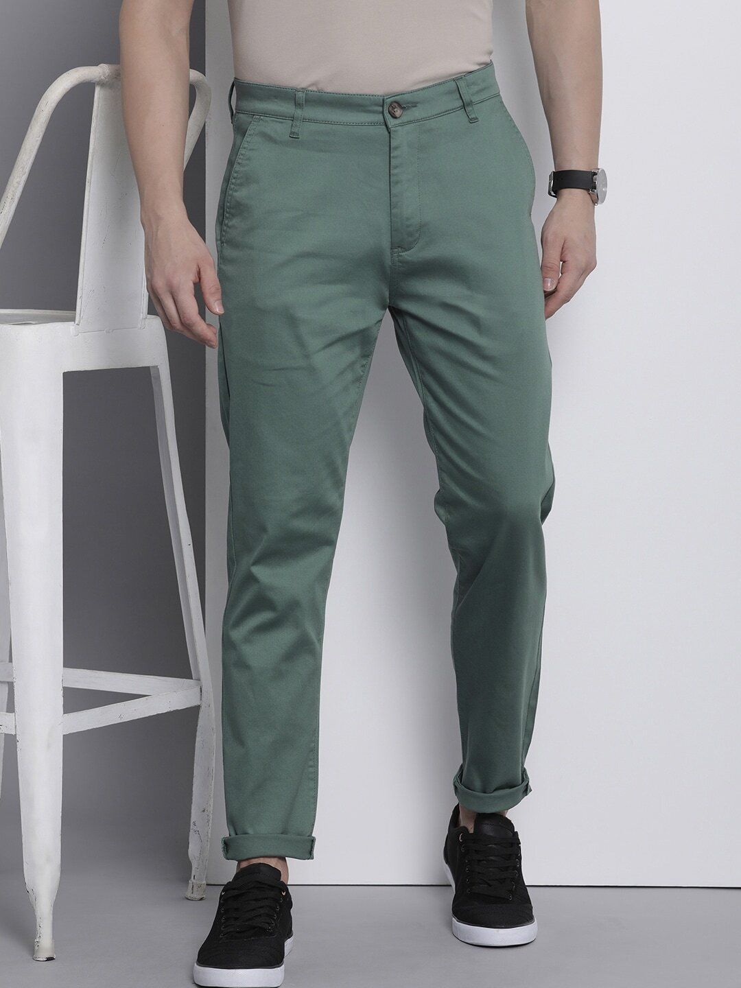 the indian garage co. Men Slim Fit Green Cotton Blend Trousers-picture-46