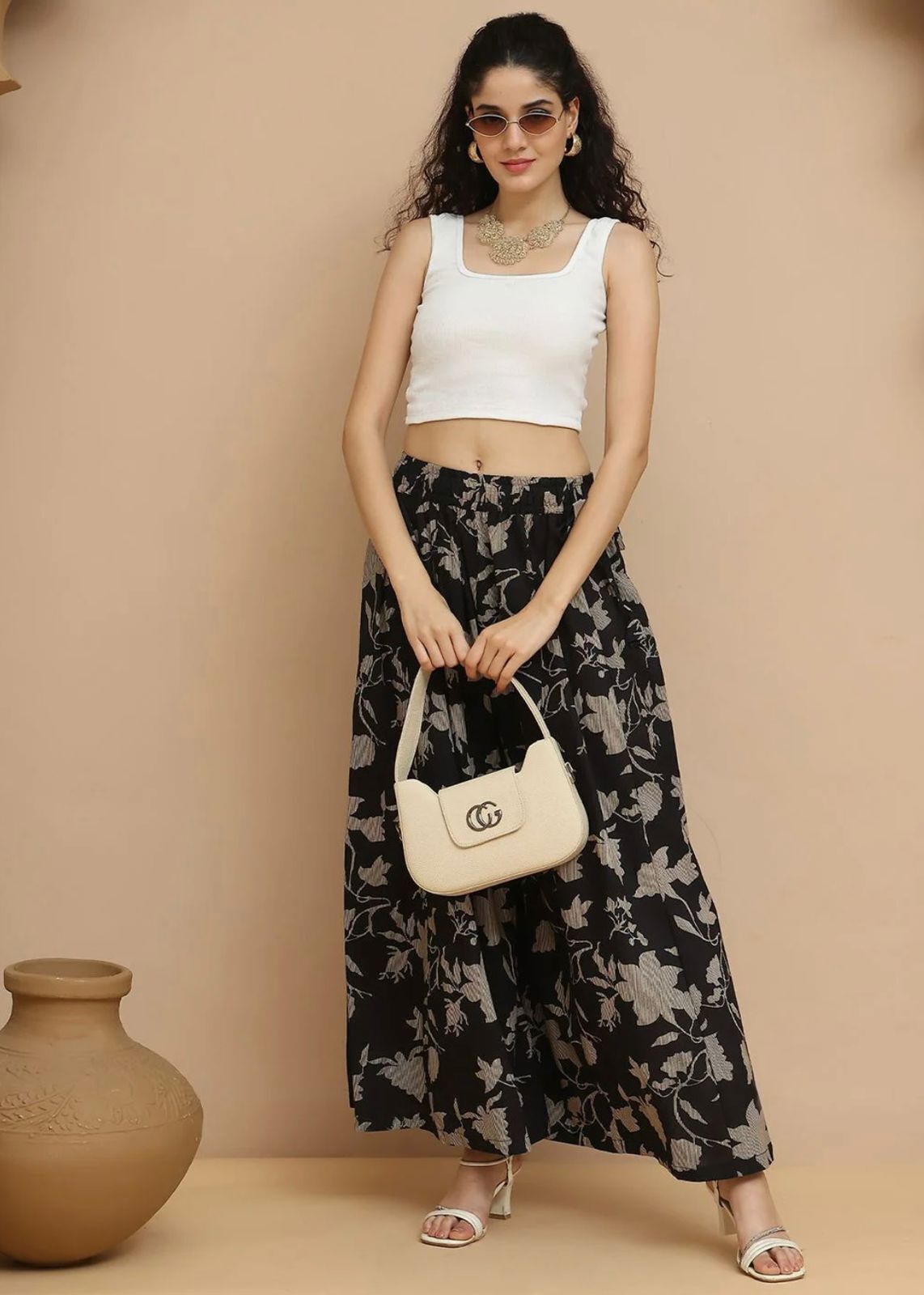 Women Regular Fit Black Cotton Blend Trousers