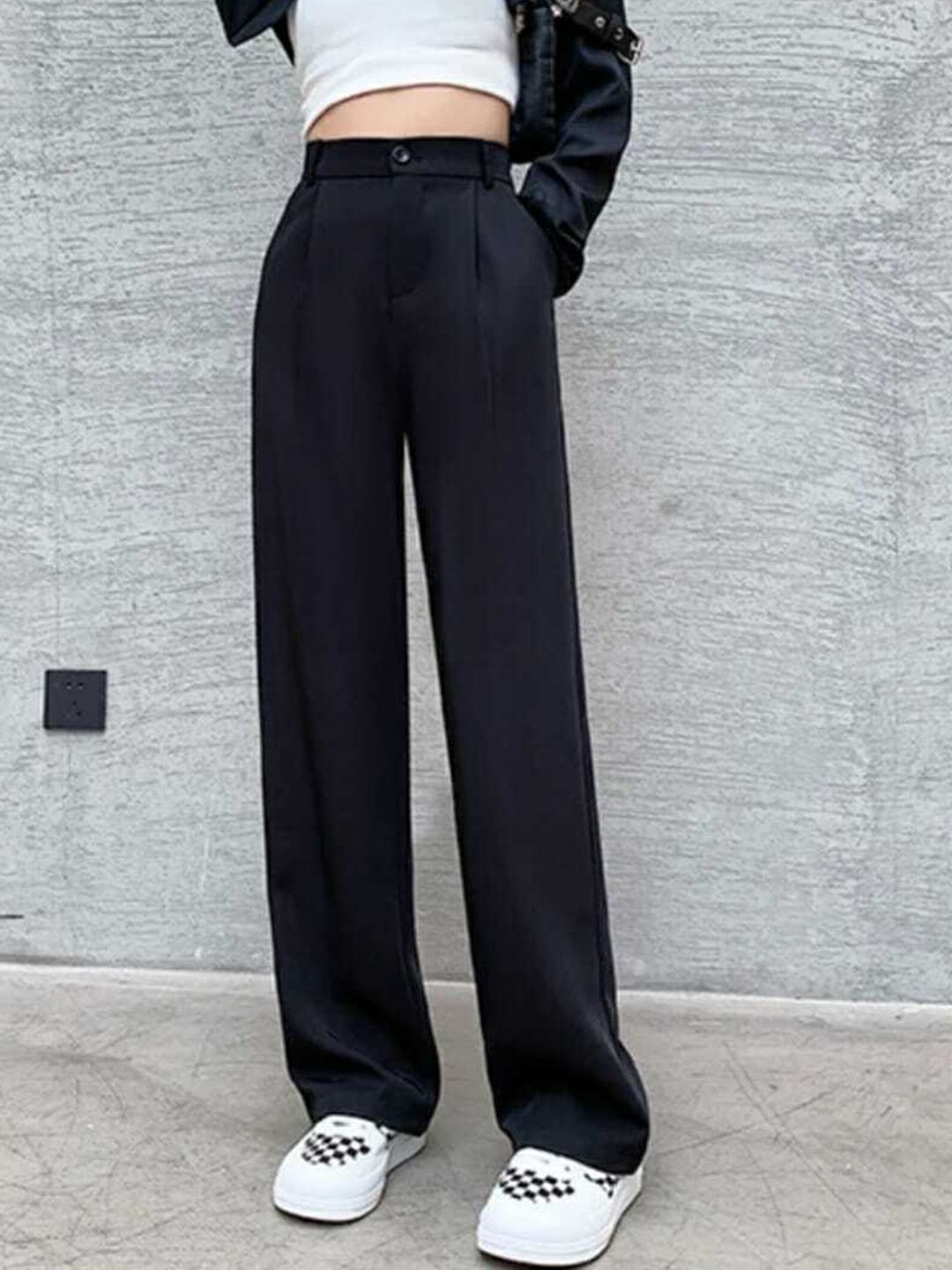 Women Loose Fit Black Lycra Blend Trousers-image-34