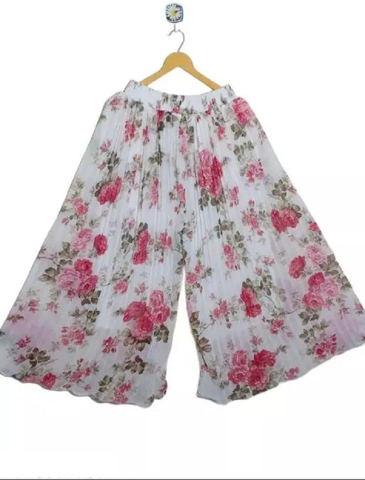 Men Relaxed White Cotton Blend Trousers