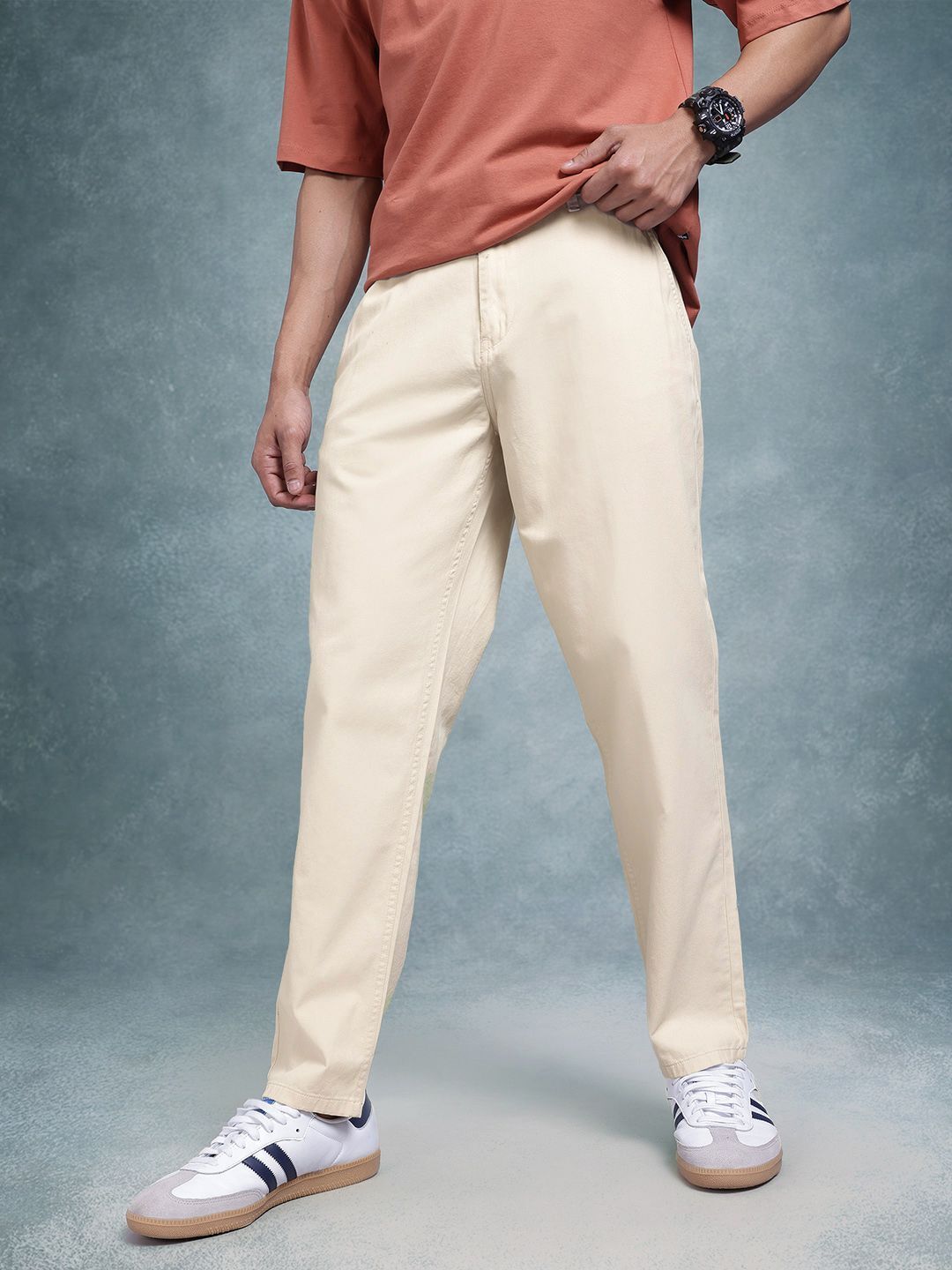 roadster Men Relaxed Beige Cotton Blend Trousers-picture-22