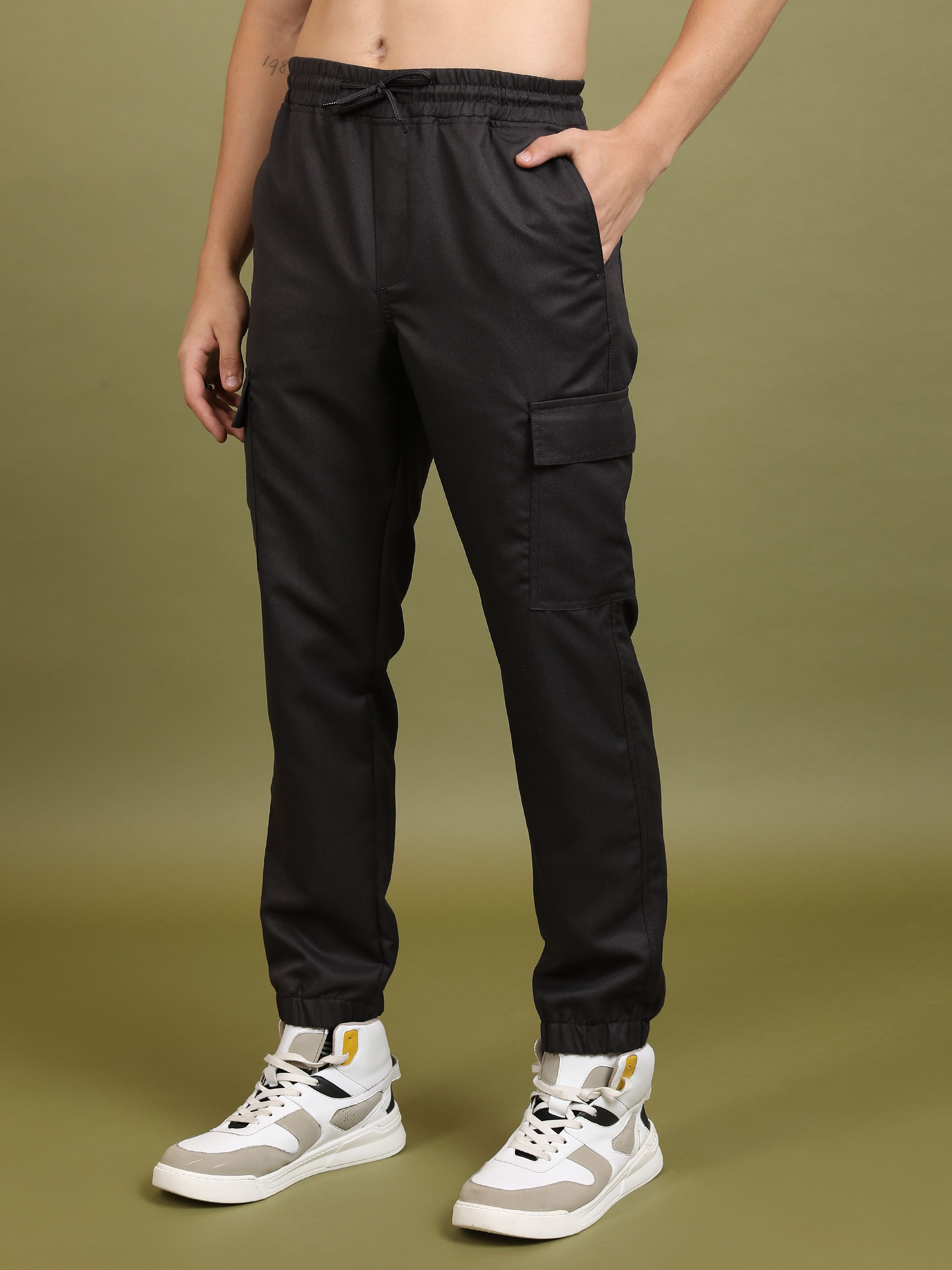 highlander Men Regular Fit Black Cotton Blend Trousers-picture-11