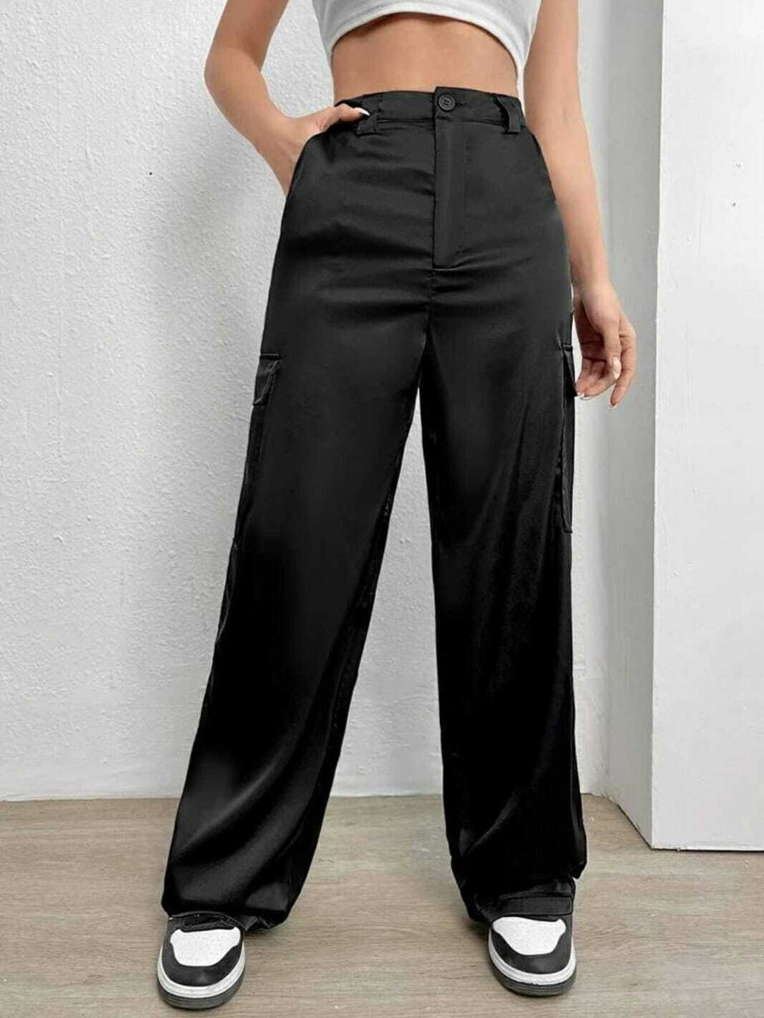 Women Loose Fit Black Lycra Blend Trousers-image-10