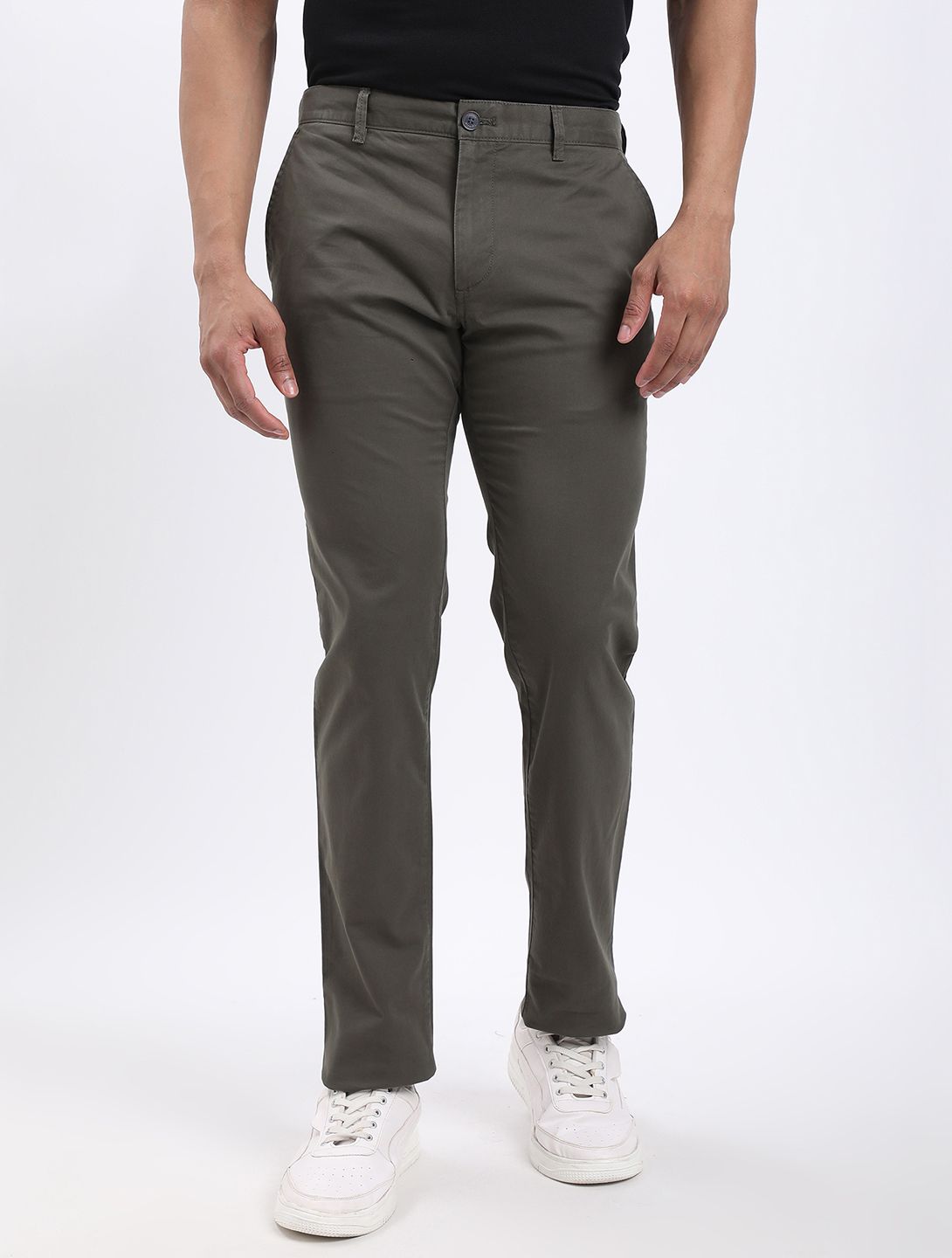 indian terrain Men Tapered Green Cotton Blend Trousers-picture-17