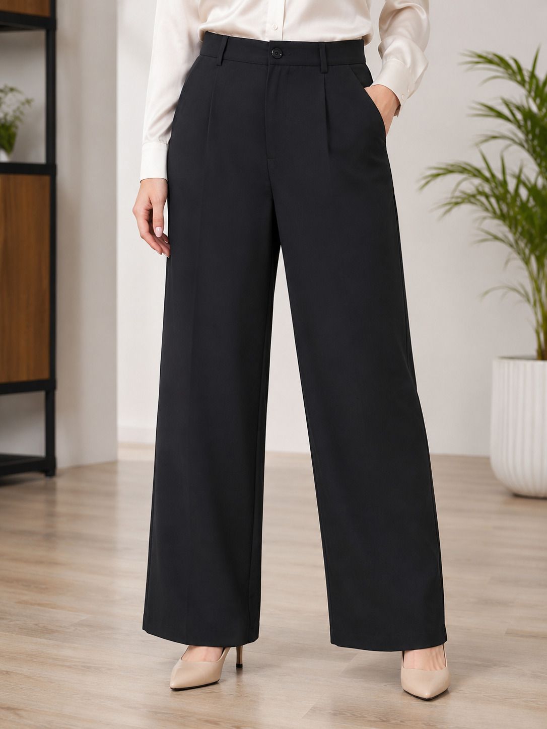 Women Loose Fit Black Cotton Blend Trousers-image-7