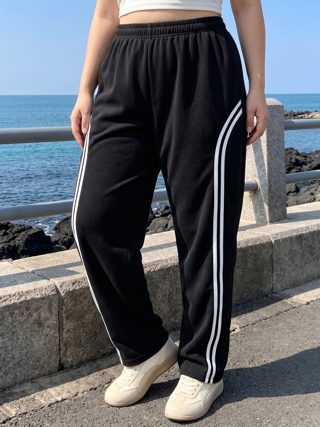 theclassictogs Women Loose Fit Black Polyester Trousers-picture-28