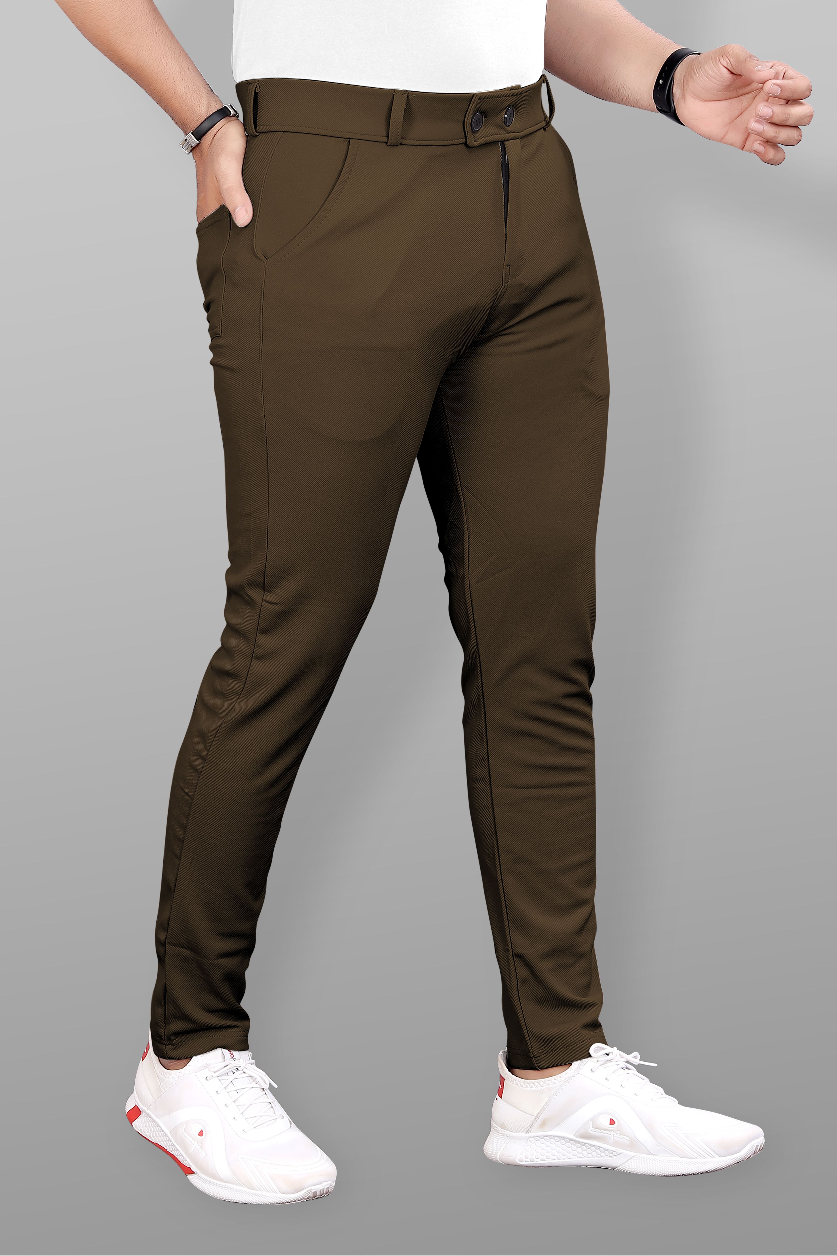Men Slim Fit Brown Lycra Blend Trousers