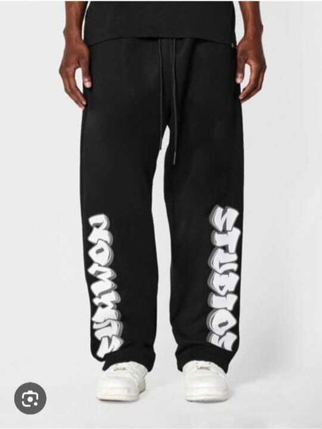 Men Regular Fit, Loose Fit Black Cotton Blend Trousers-image-8