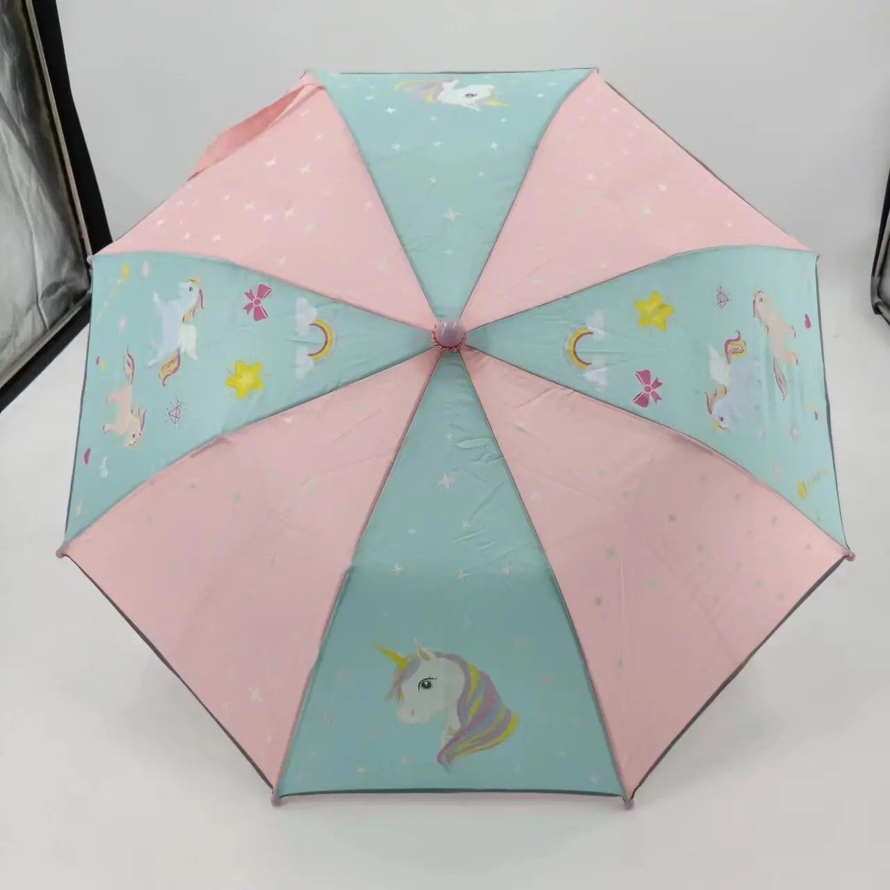 Daily Use Cartoon Print Kids Umbrella lightweight - Stylish Choice for Little Umbrella-image-12