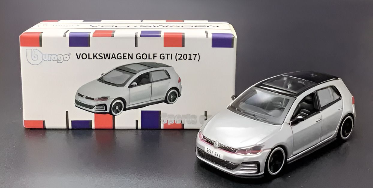 bburago 1:64 Volkswagenn Golf GTI (2017) Diecast Premium Model for Collection (grey)-picture-11