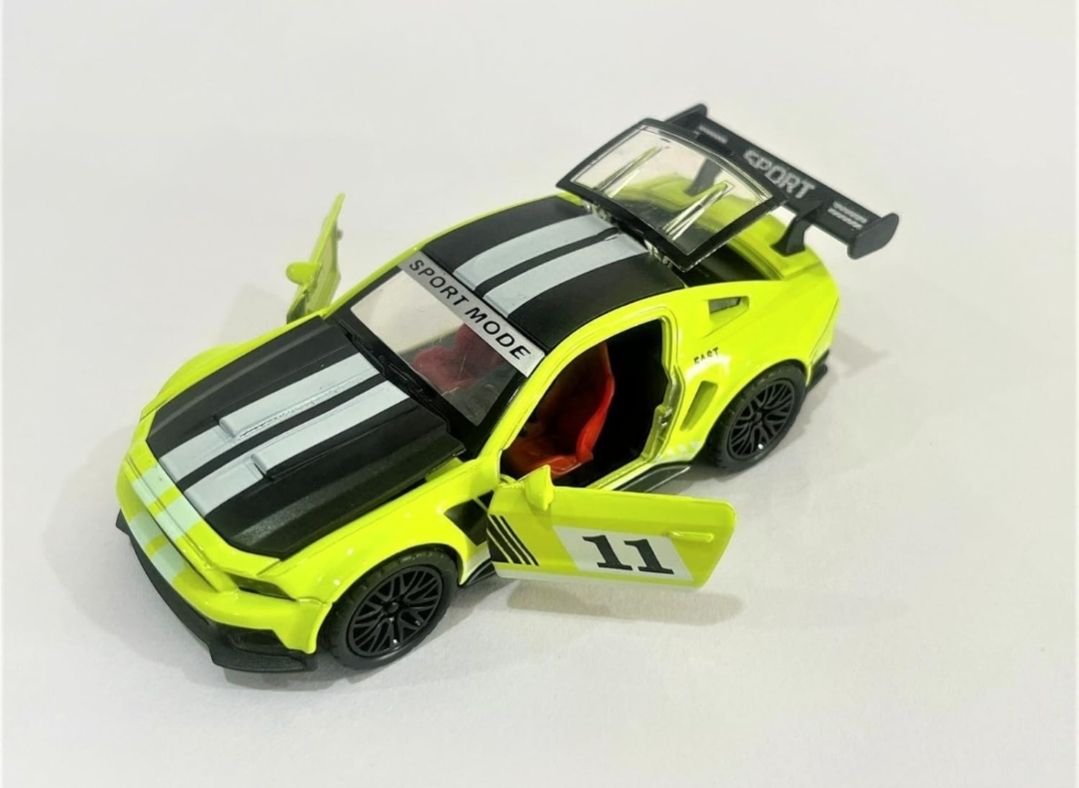 Mustang-GT Die Cast Metal Sports Car - Openable Door light & music-image-2
