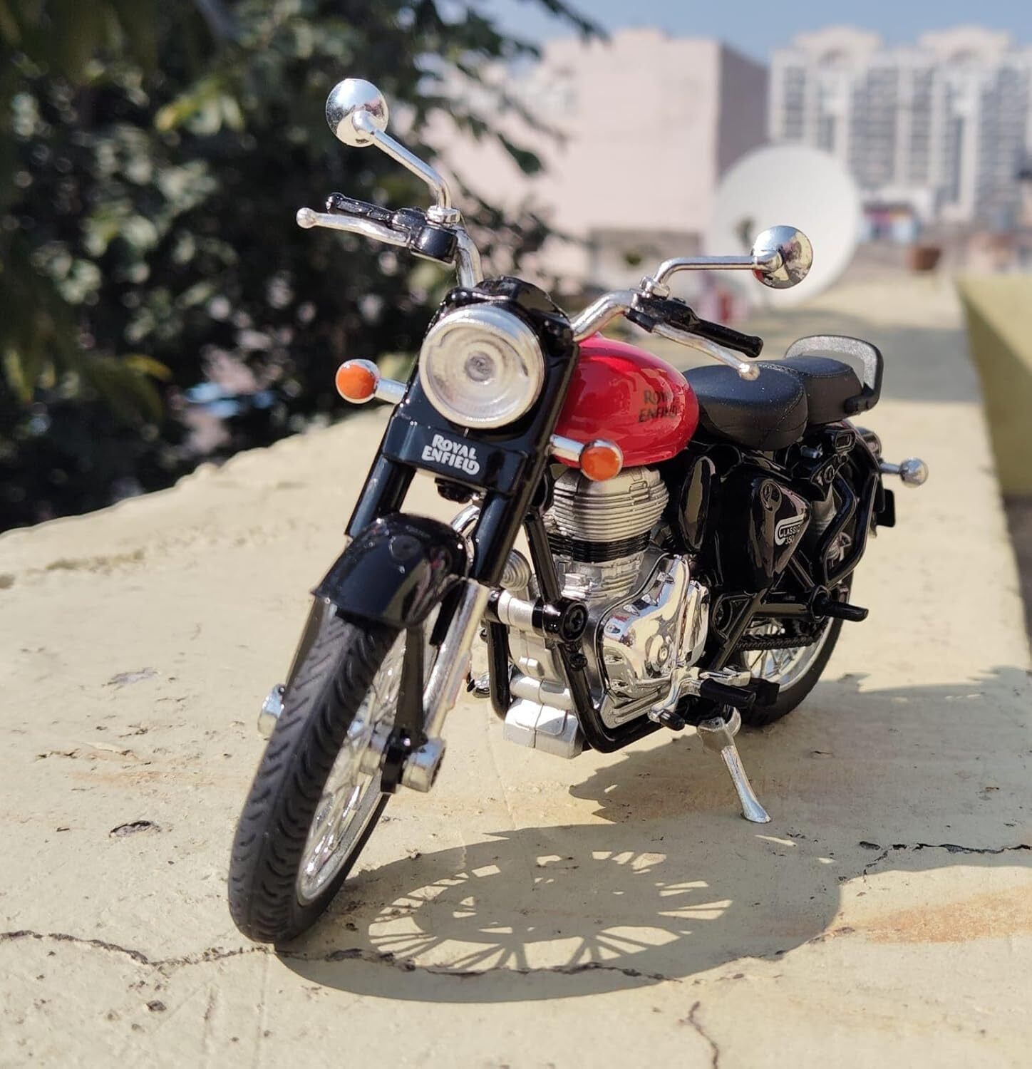 kidz n toys Royal 350 Motorcycle Toy, Pull Back Action, Freewheels Collectable Made in India-picture-11