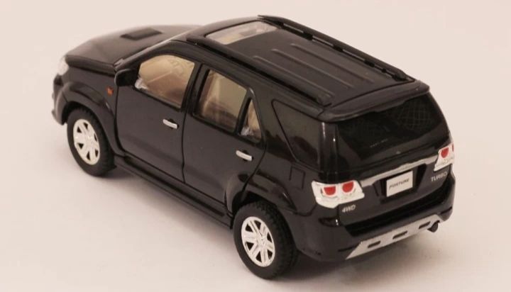 Premium Black Fortune SUV Toy - High Speed Pull Back Plastic Car Model-image-0