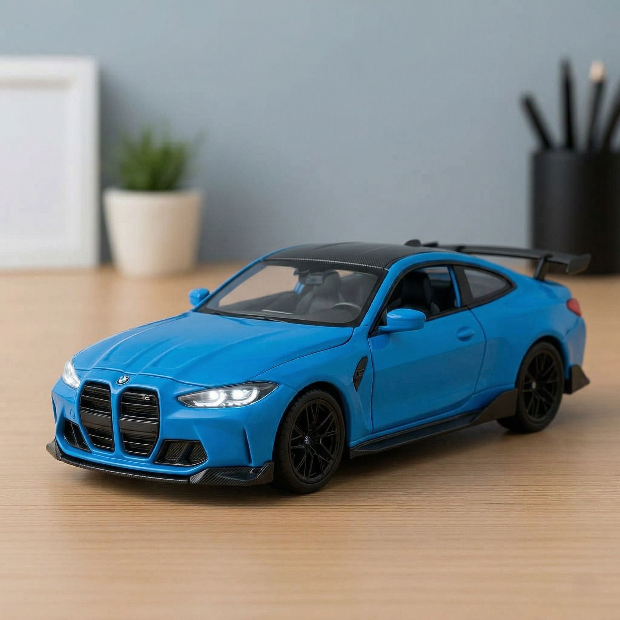 fraimingo bmw m4 1/32 scale die cast model car with openable doors, sound and light-picture-2