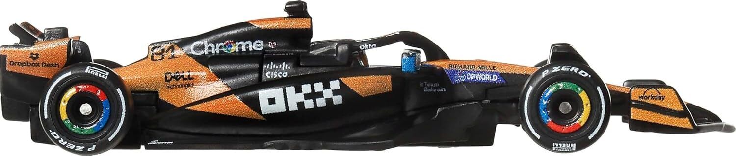 HW Premium F1 McLaren Formula 1 Team Die-Cast Car-image-17