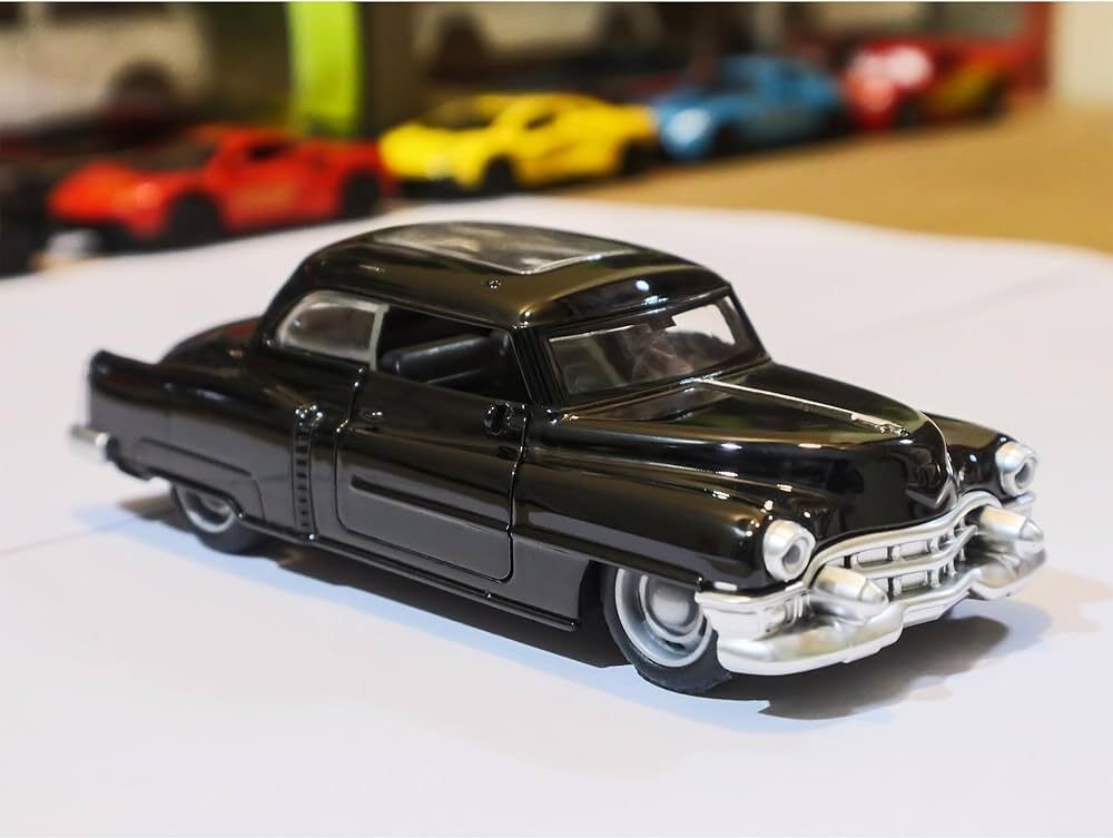 happy chappie Mini Vintage Die-Cast Metal Car 1:36 Scale | Pull Back Action Car Model (BLACK)-picture-16
