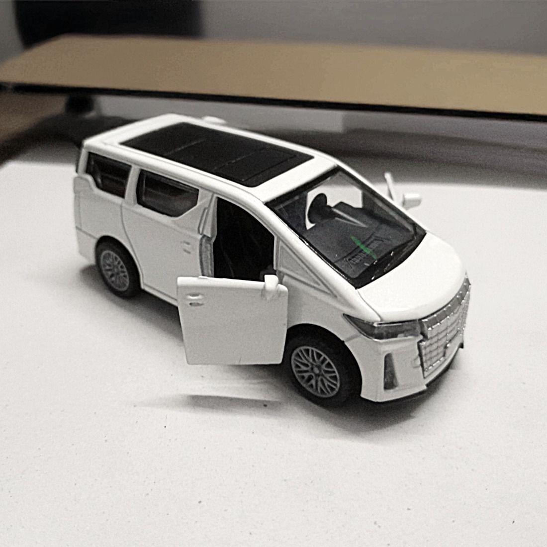 DIE-CAST VAN 1:32 SCALE MODAL PULL BACK CAR FOR KIDS (WHITE,BLACK, Pack of: 1)-image-29