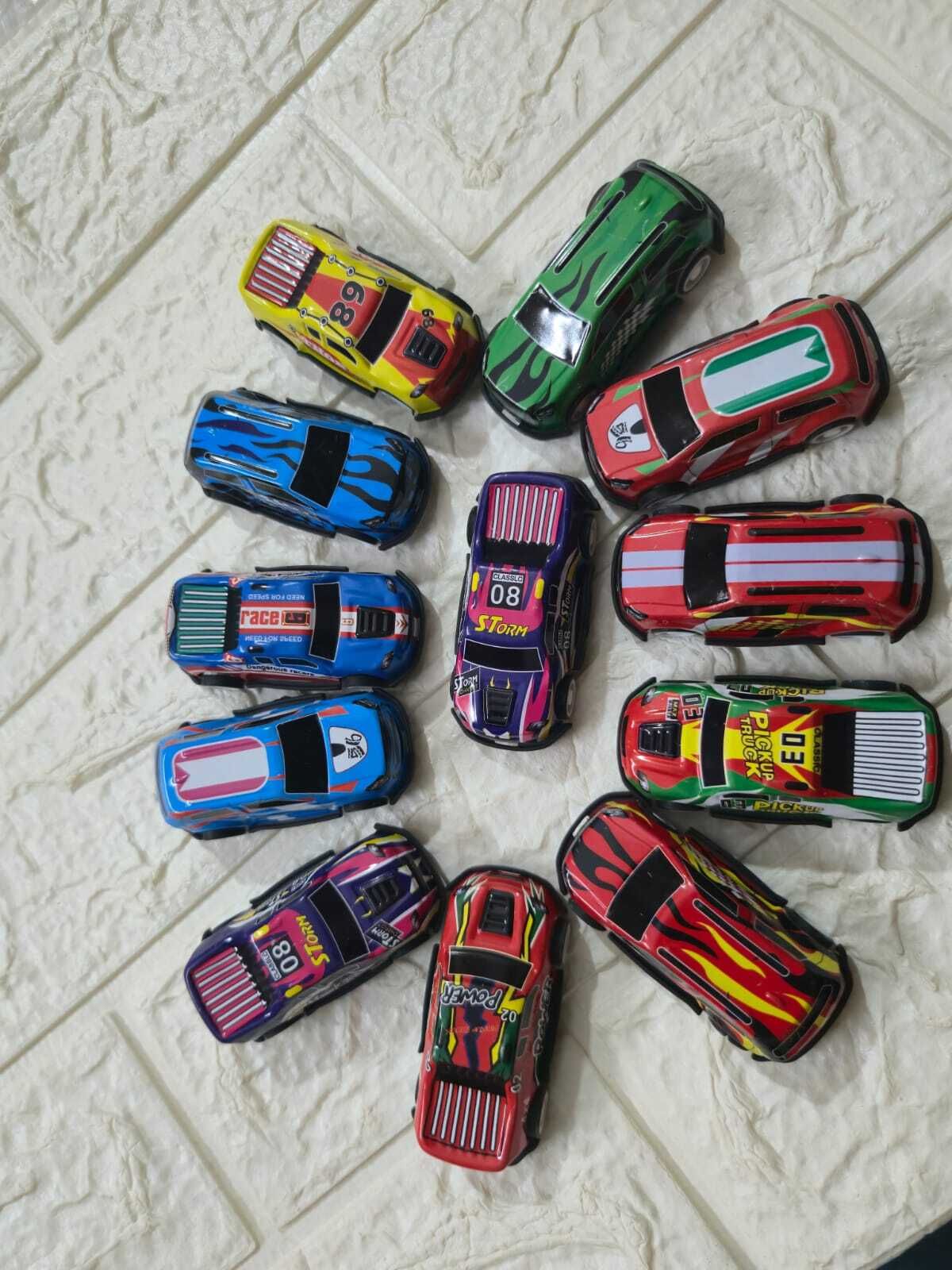 Unbreakable Alloy Metal Pull Back Mini Die Cast Race Car Set For Kids 124