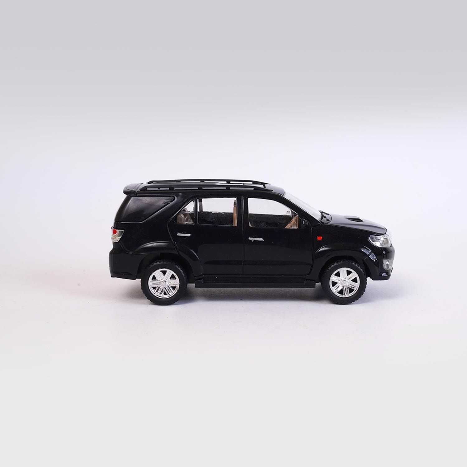 vd toy's Premium Black Fortune SUV Toy-picture-30