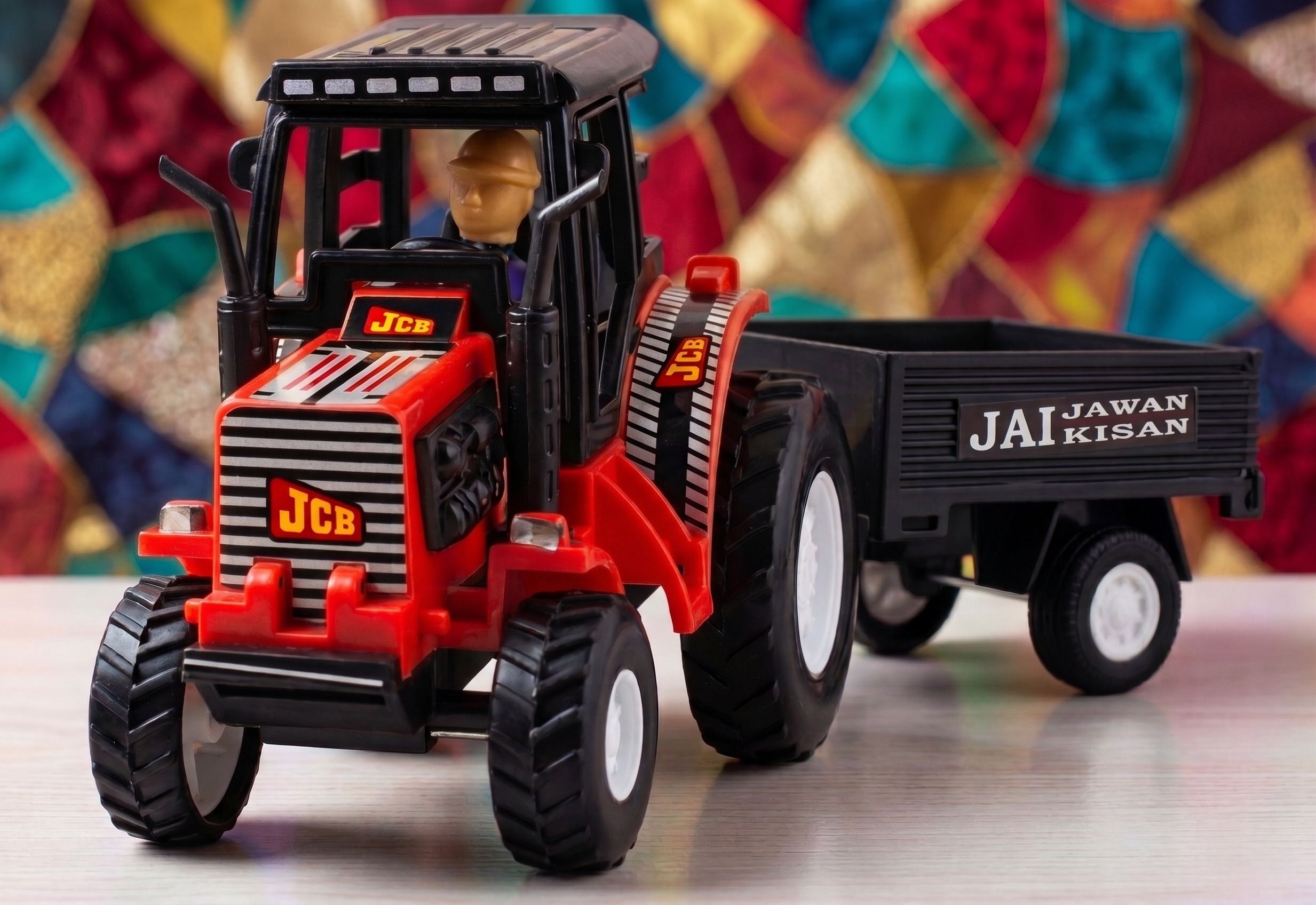 fraimingo Kisan Agricultural Tractor Toy with Cargo Trolley-picture-0