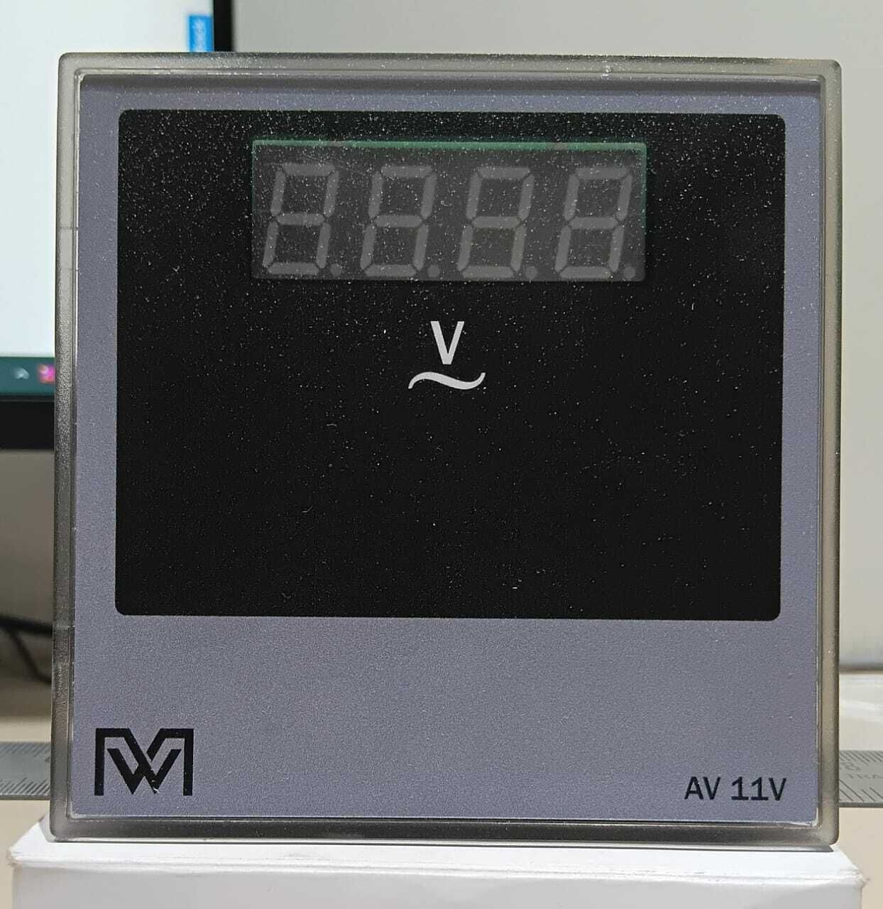 m w AV 11V Voltmeter-picture-6