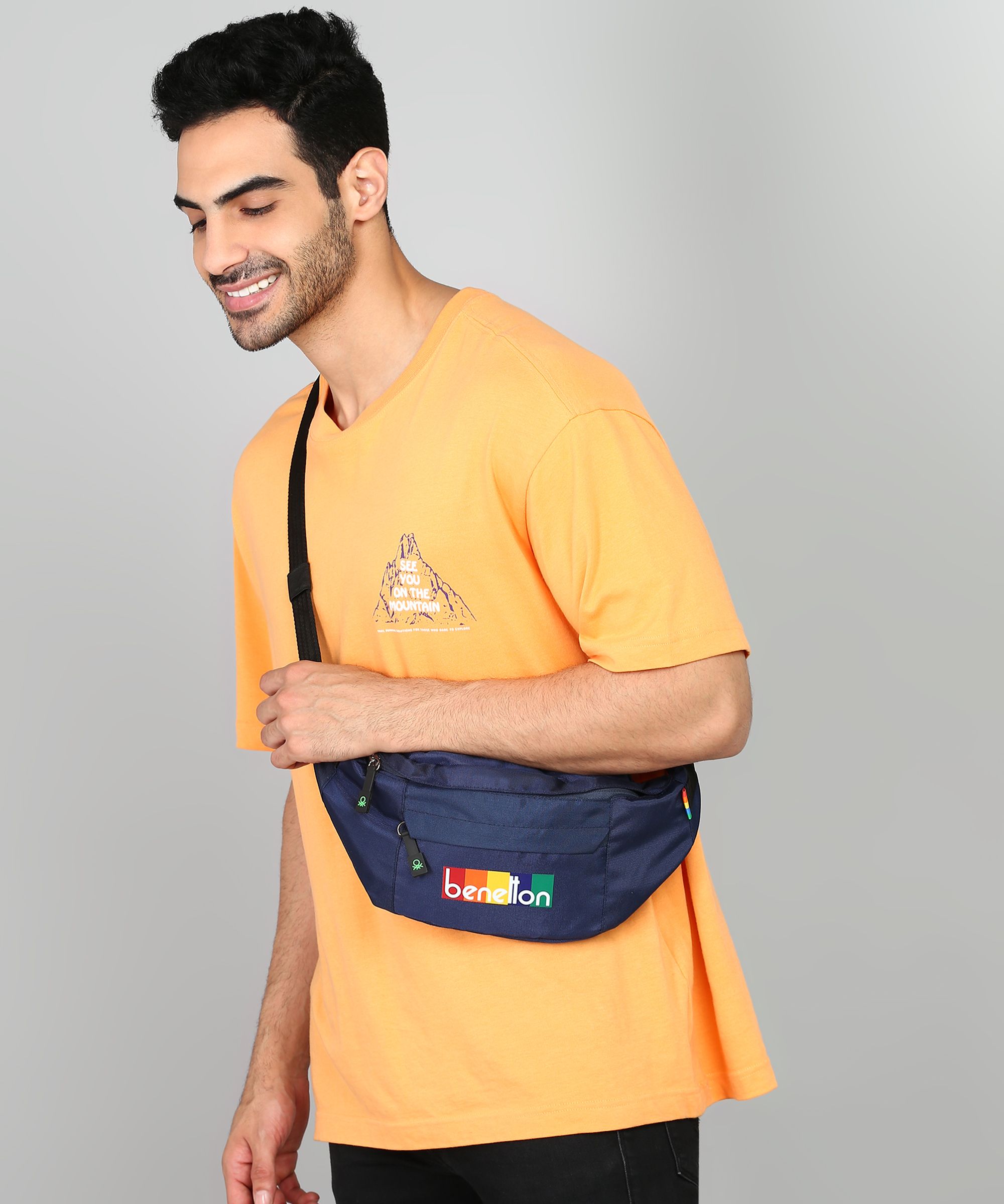 United Colors of Benetton Trellis Waist Bag-picture-14