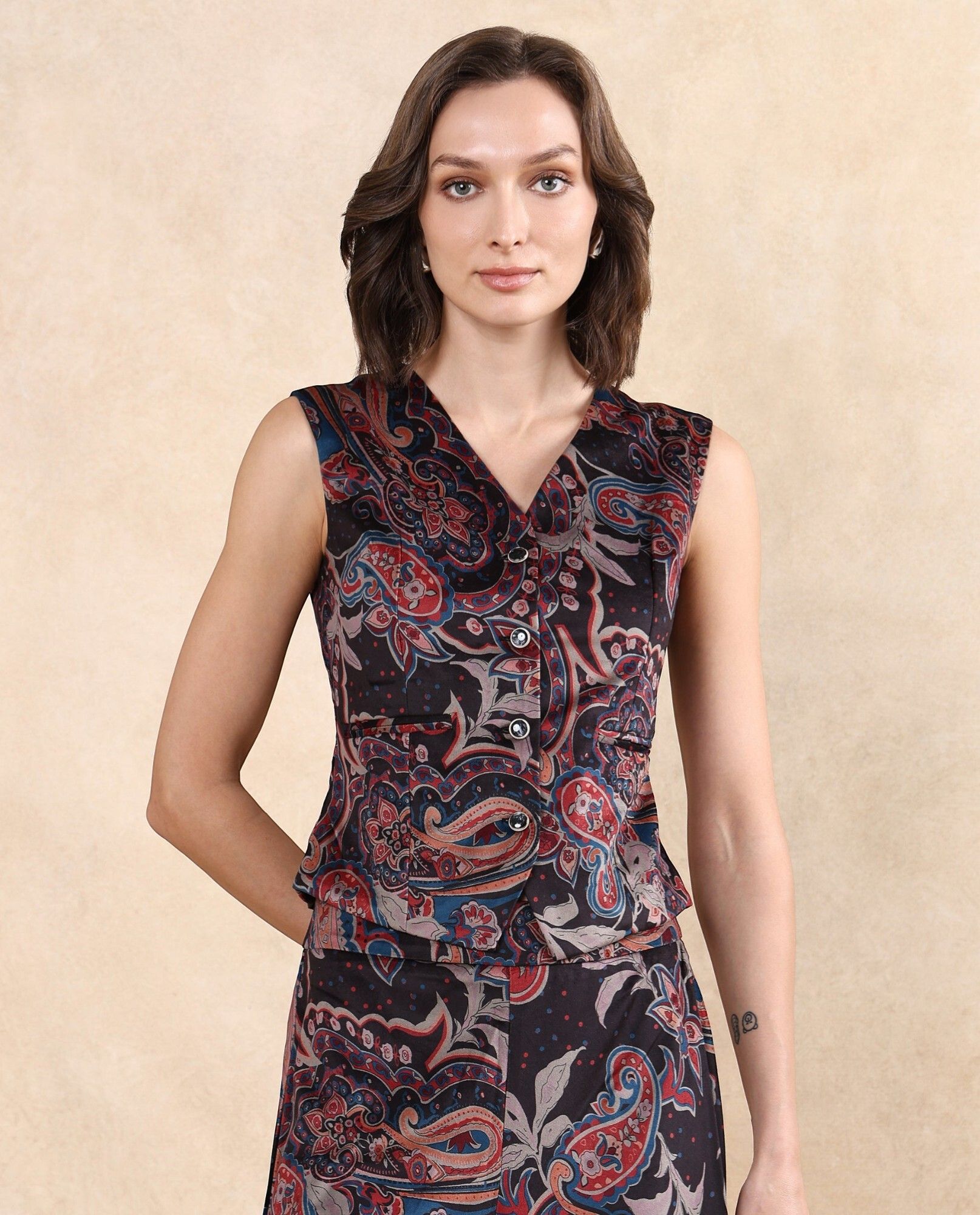 rareism Paisley Women Waistcoat-picture-12